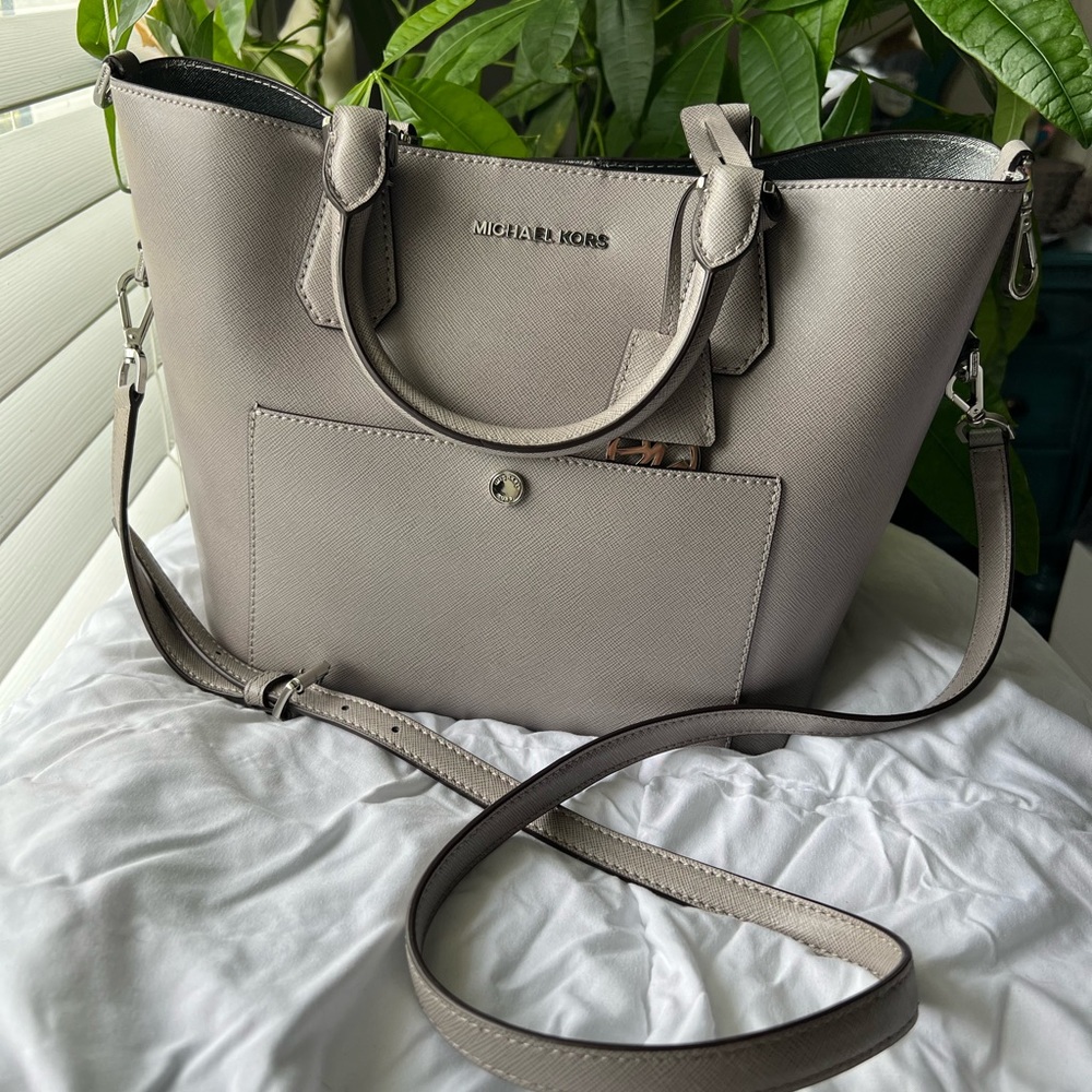 Michael Kors Greenwich Large Satchel Grab Bag Gray
